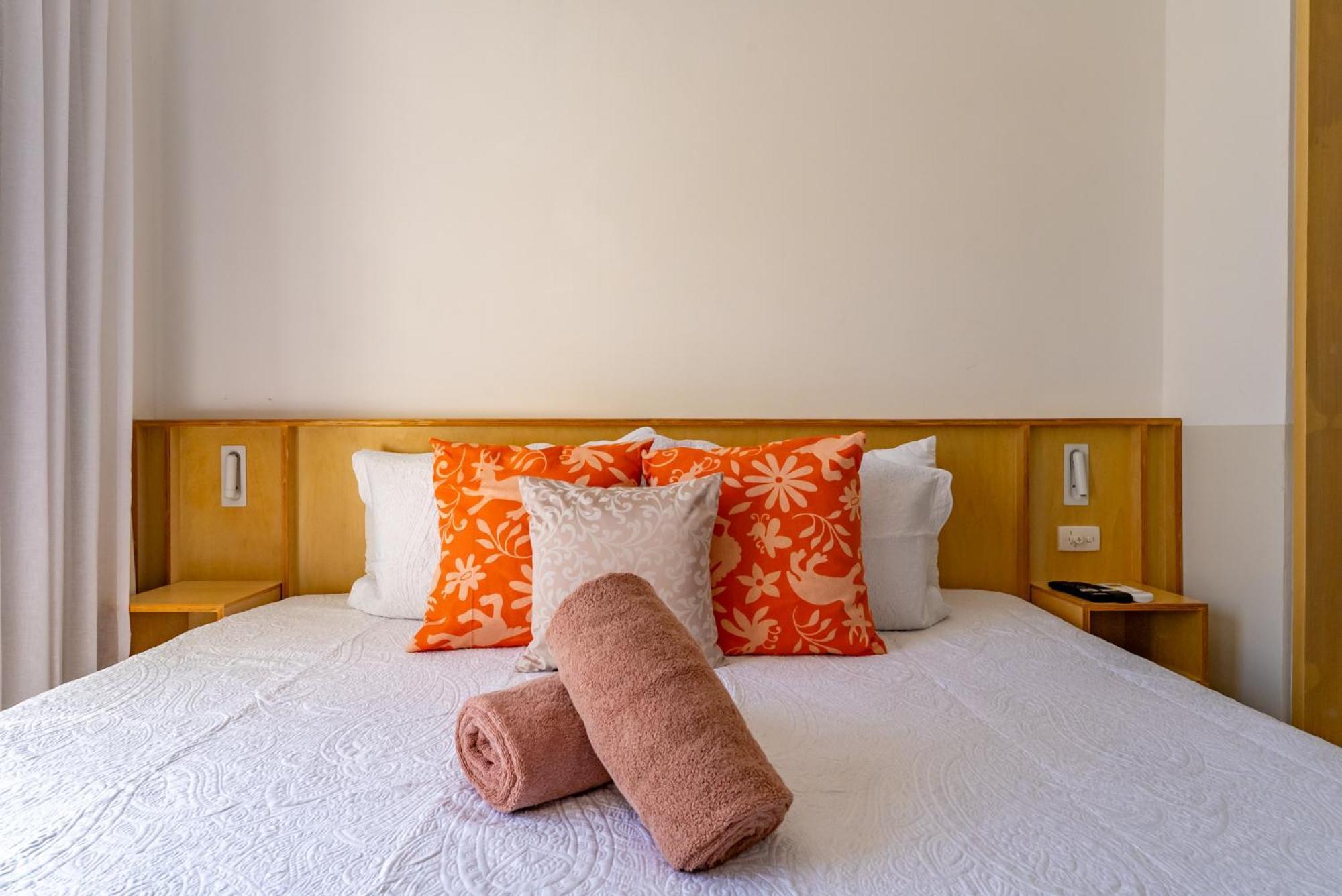 Bed Away Studios Cancún Extérieur photo