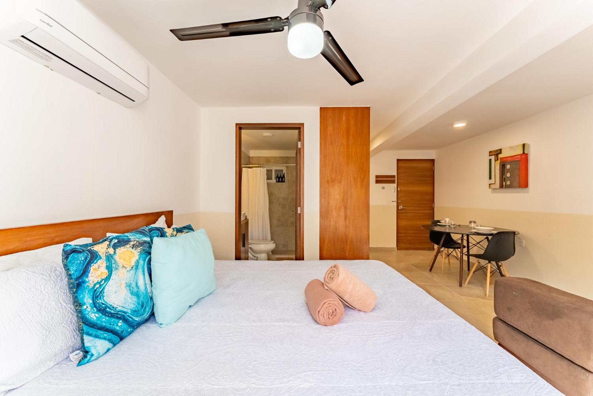 Bed Away Studios Cancún Extérieur photo