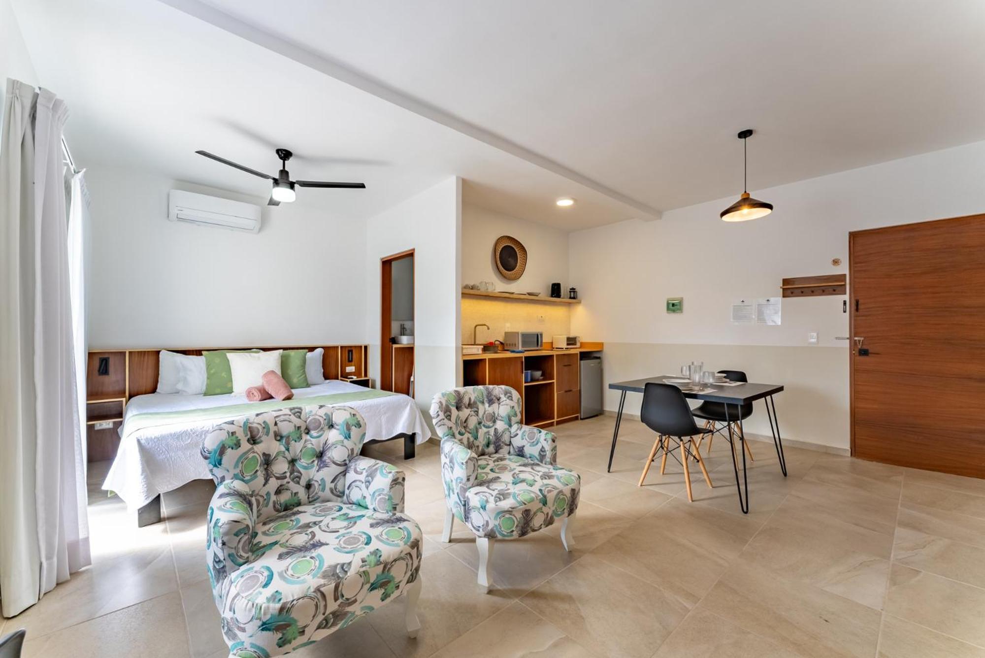Bed Away Studios Cancún Extérieur photo