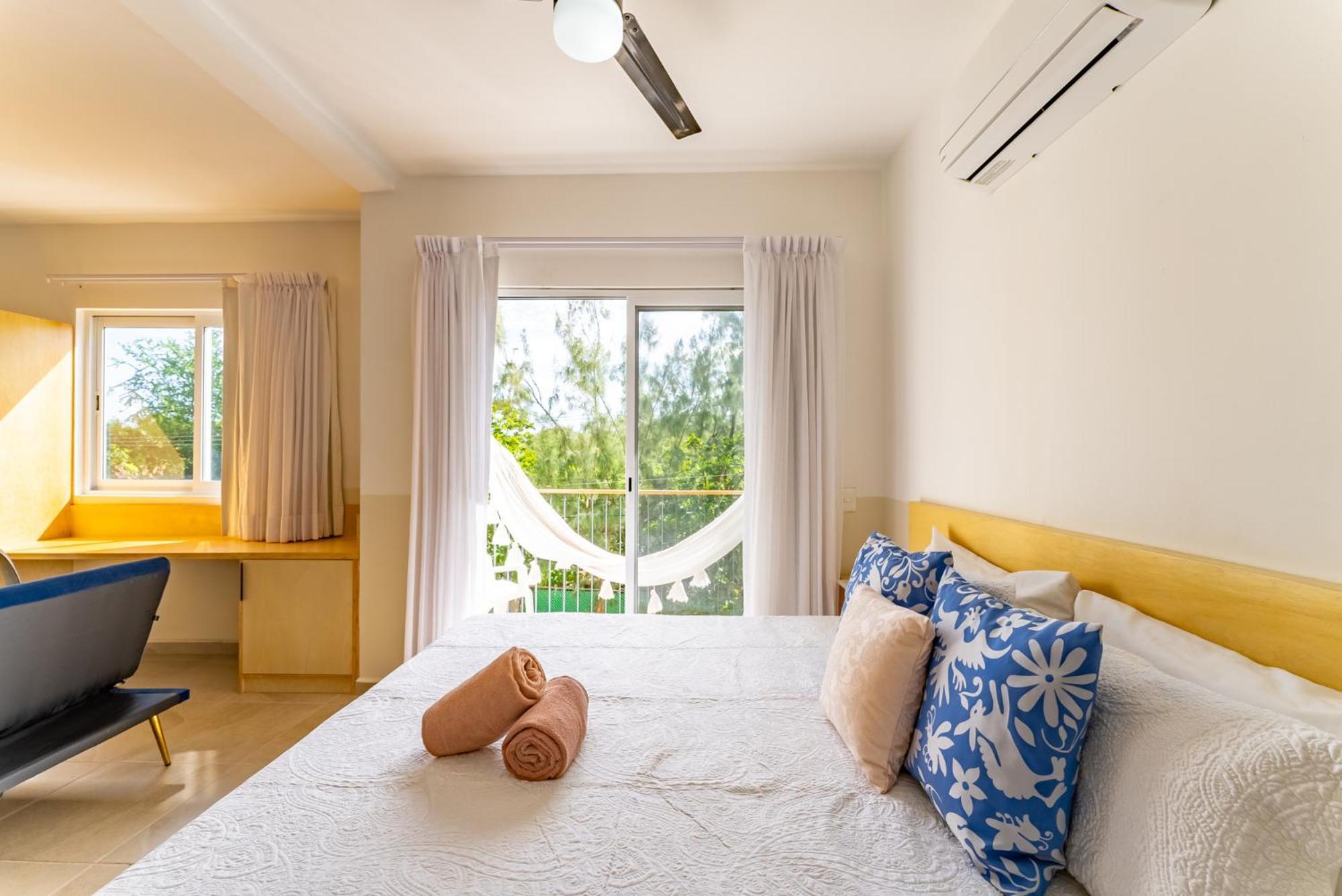 Bed Away Studios Cancún Extérieur photo